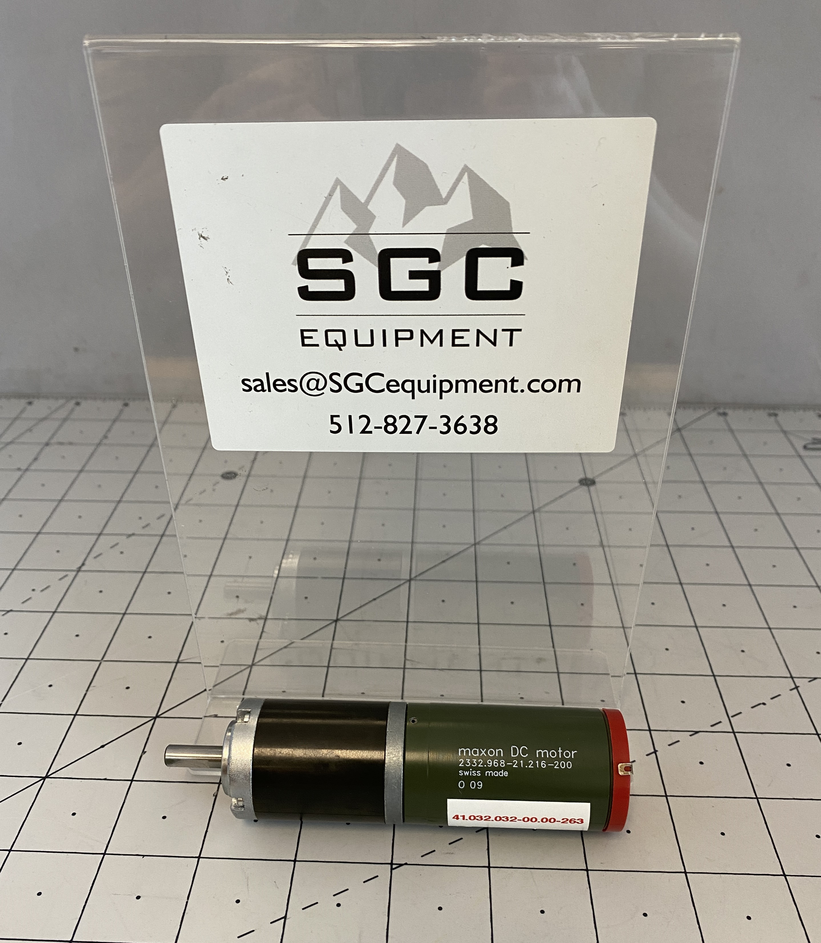 Maxon DC Motor, Gearhead, 14VDC Rotation PN: 2332.968-21.216.200